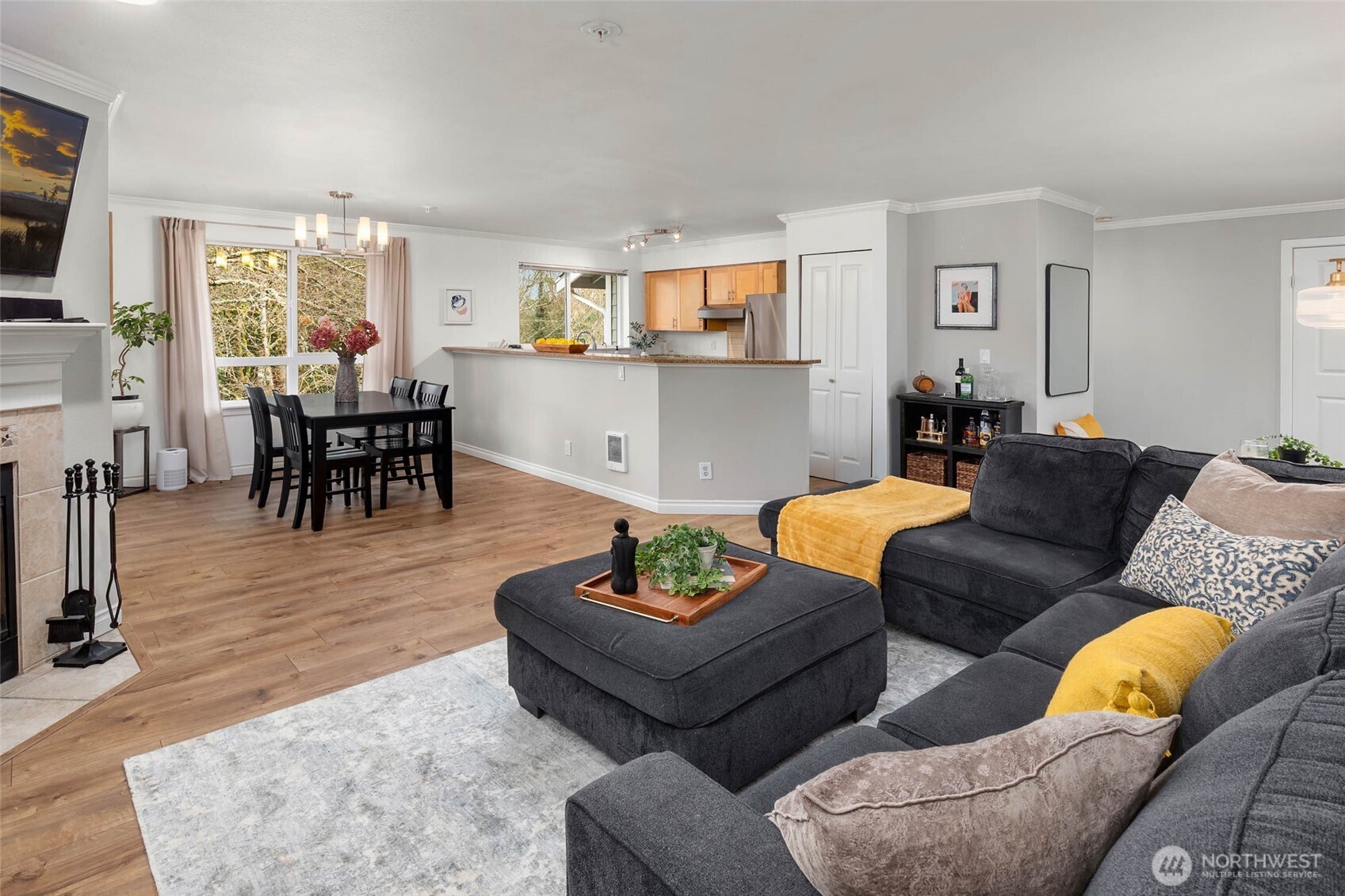 12023 NE 204th Place #E302, Bothell, WA 98011