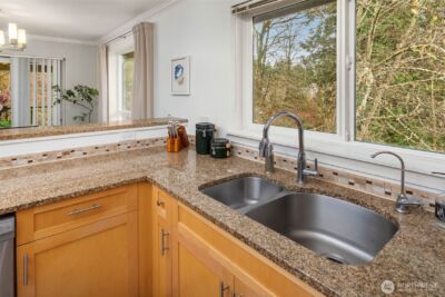 12023 NE 204th Place #E302, Bothell, WA 98011 - Photo 10