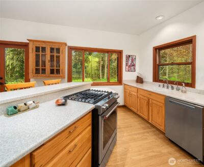 23603 Old Mill Road SW, Vashon, WA 98070 - Photo 20