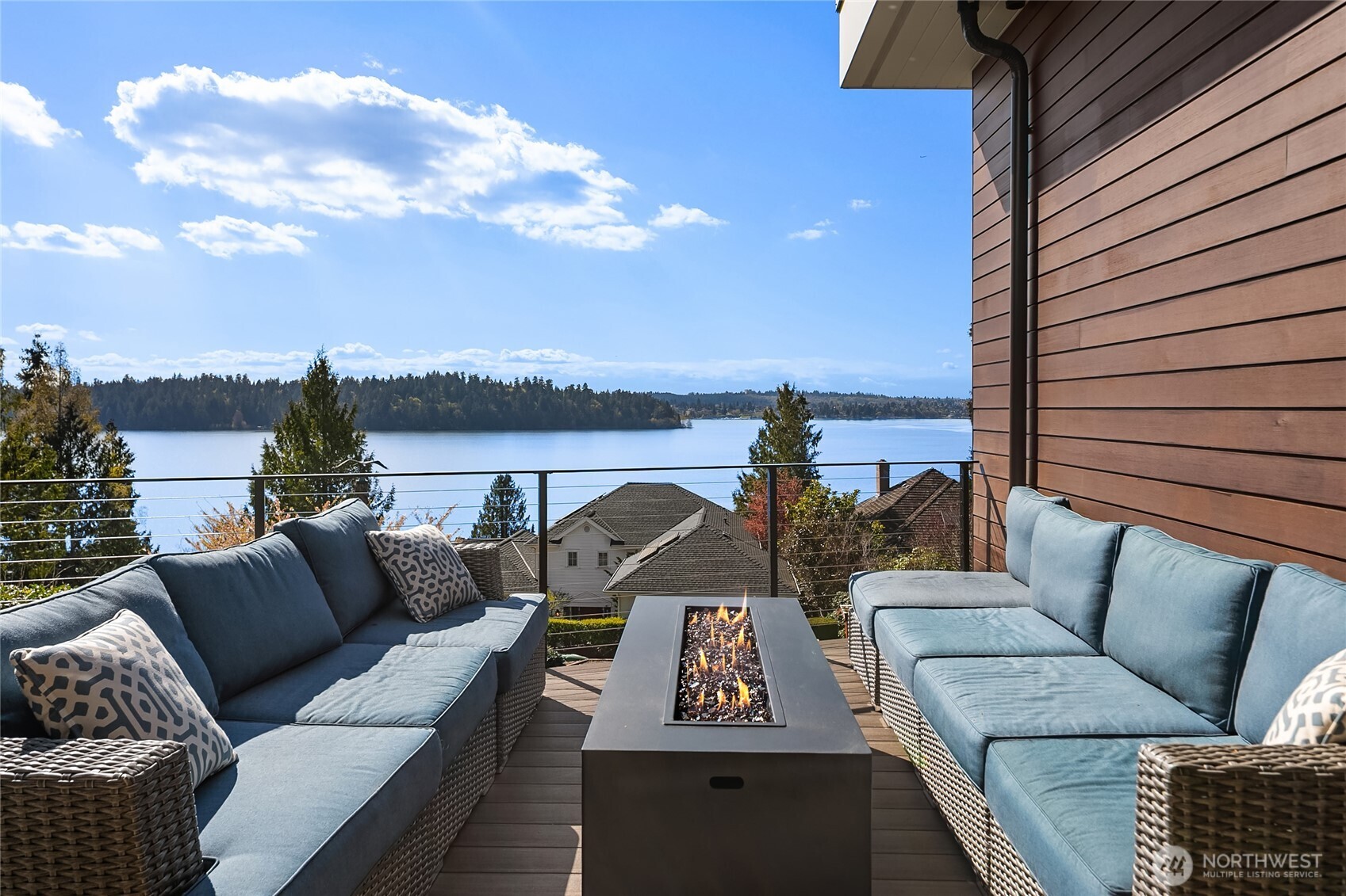 4628 Forest Avenue SE, Mercer Island, WA 98040