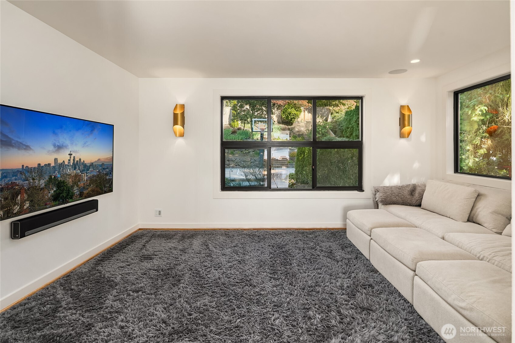 4628 Forest Avenue SE, Mercer Island, WA 98040