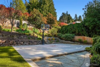 4628 Forest Avenue SE, Mercer Island, WA 98040 - Photo 36
