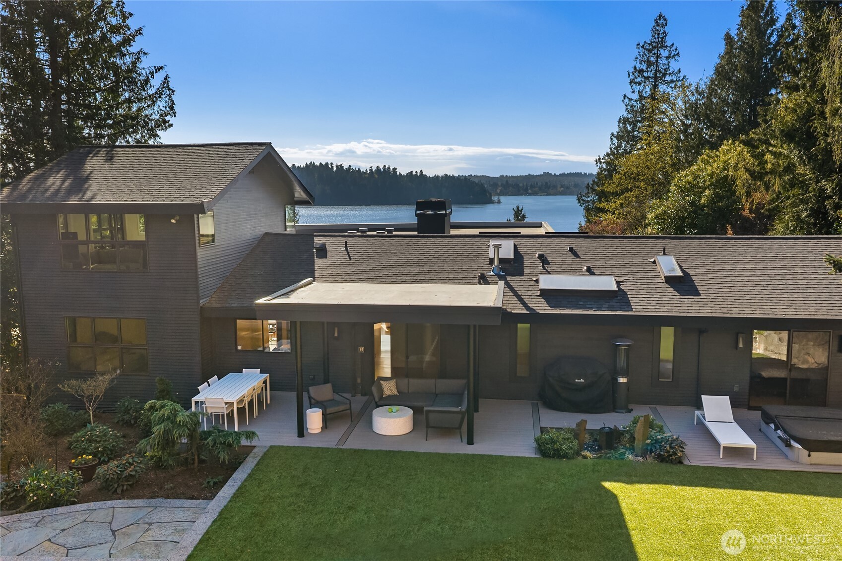4628 Forest Avenue SE, Mercer Island, WA 98040
