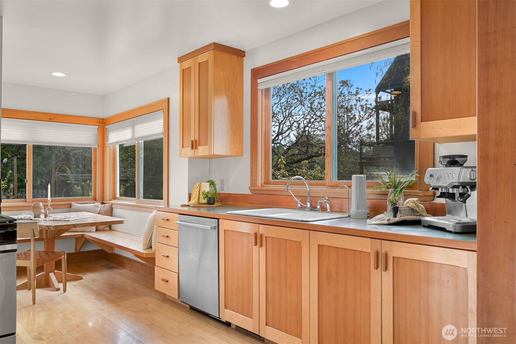 814 Donovan Avenue , Bellingham, WA 98225-7319