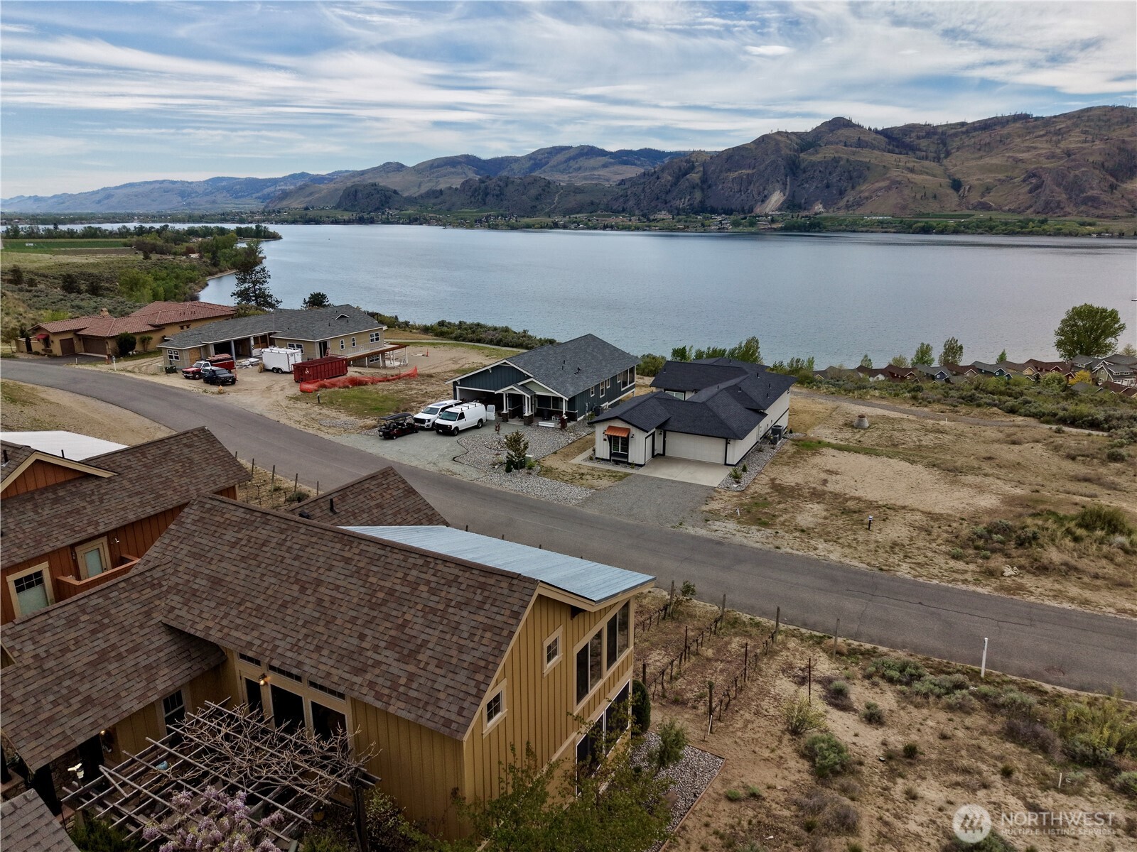 122 Village Way , Oroville, WA 98844