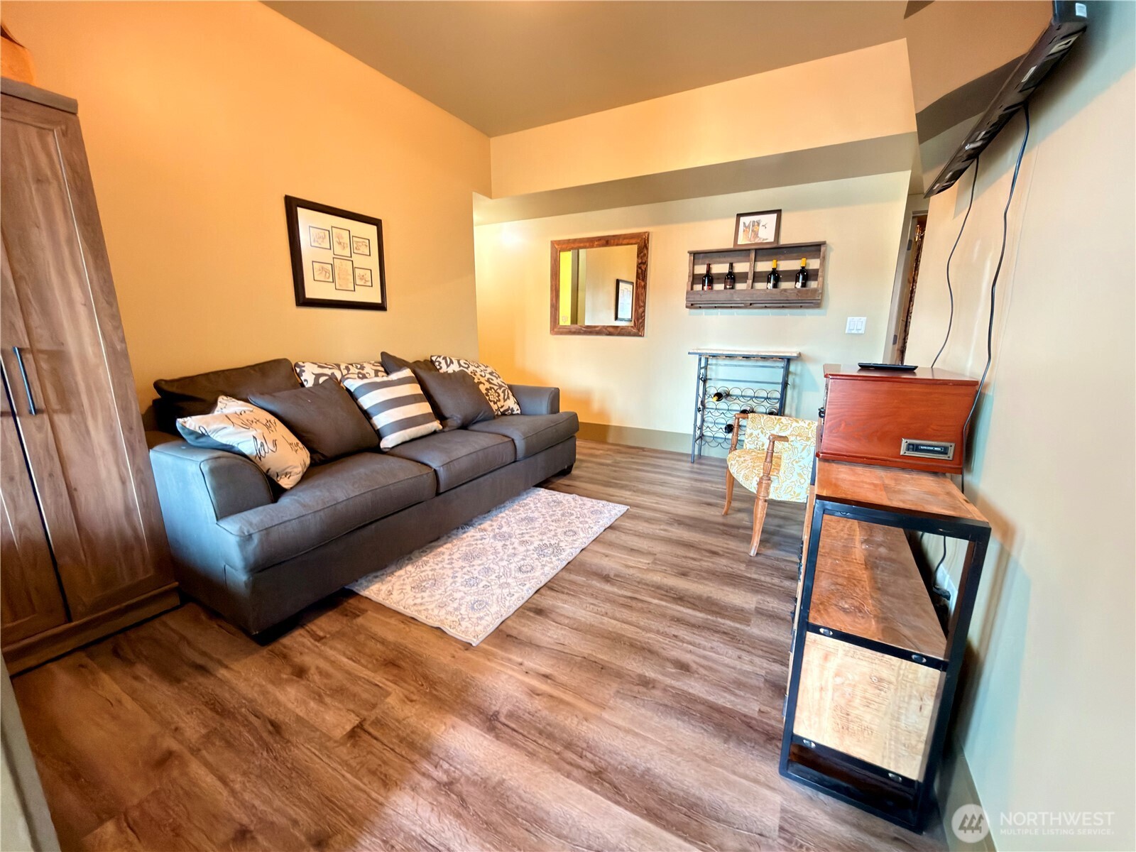 122 Village Way , Oroville, WA 98844