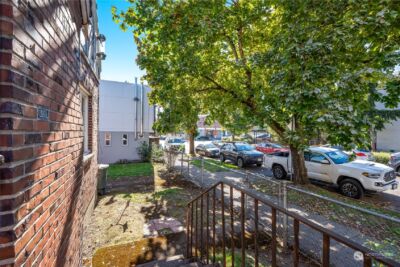 324 25th Avenue S, Seattle, WA 98144