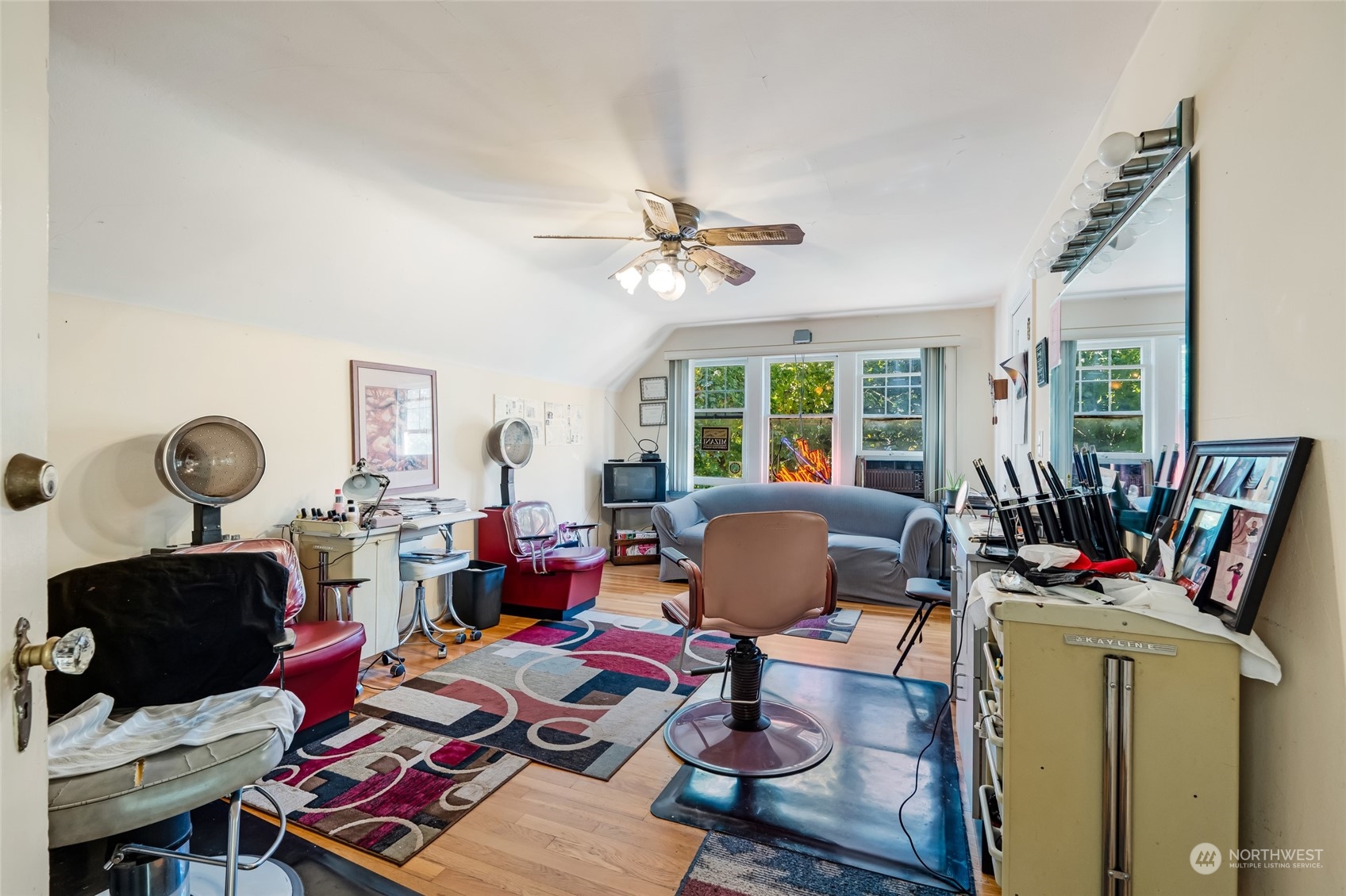 324 25th Avenue S, Seattle, WA 98144