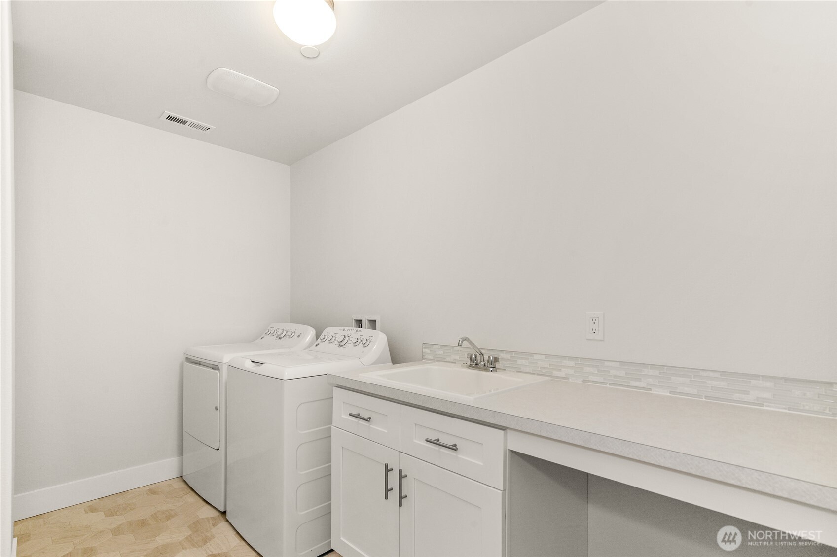 2403 79th Avenue SE #110, Tumwater, WA 98501