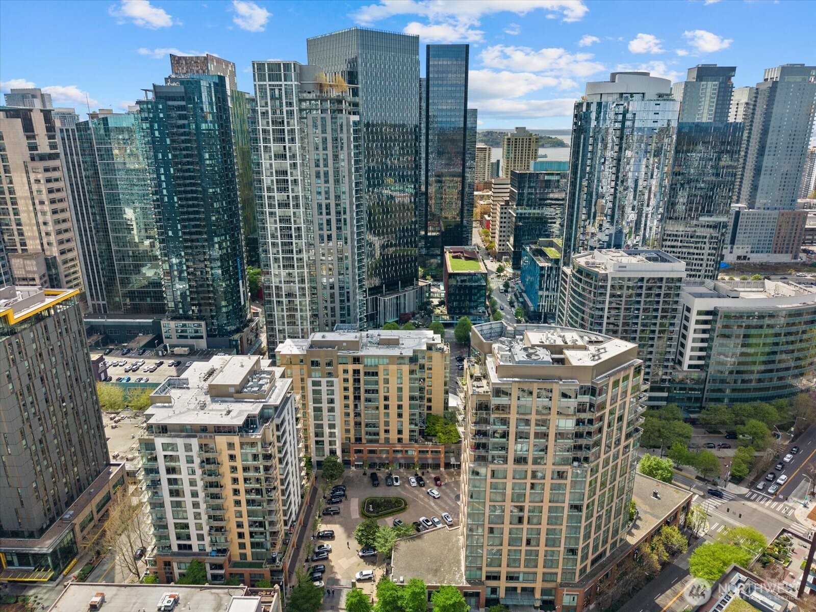 900 Lenora Street #1203, Seattle, WA 98121