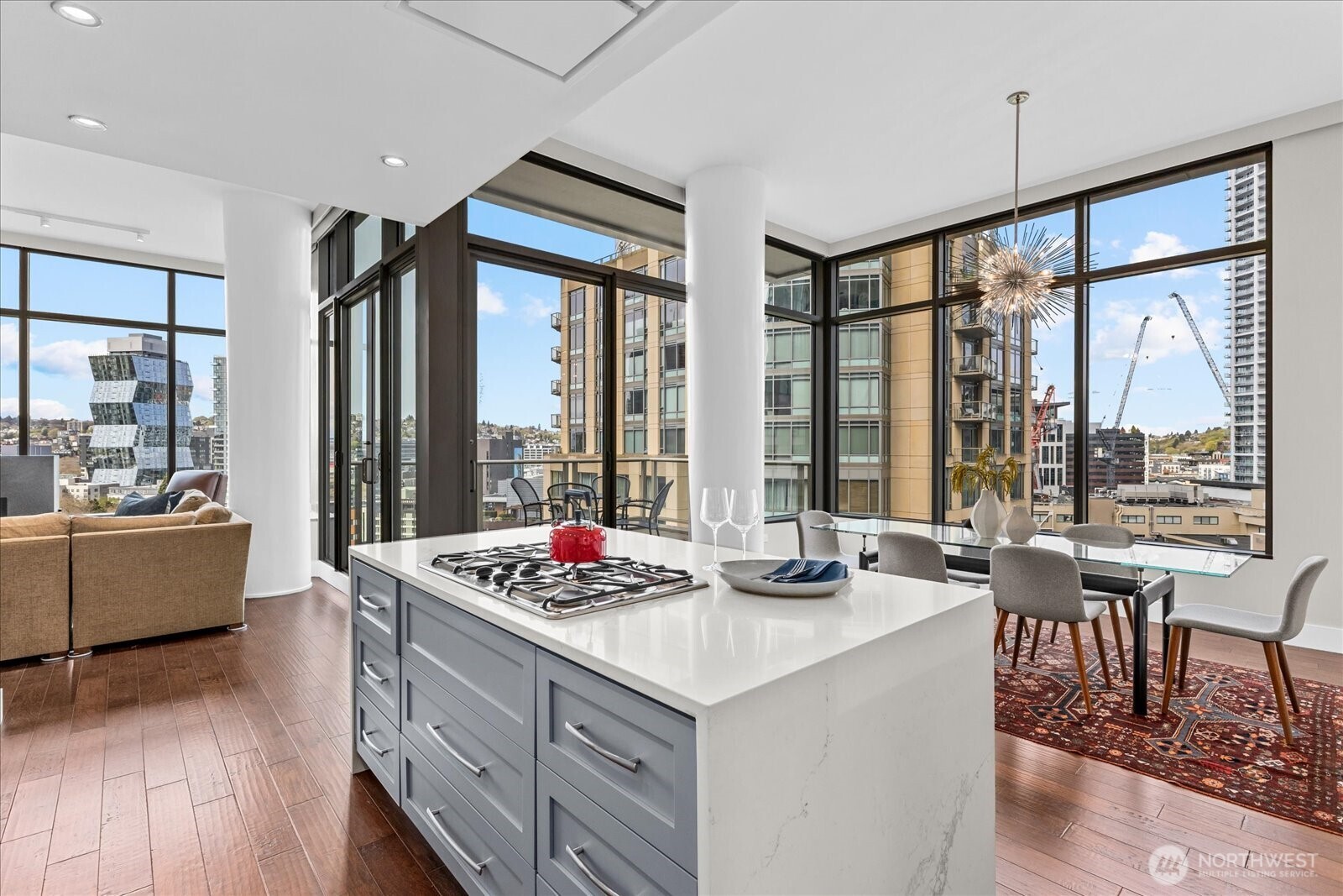 900 Lenora Street #1203, Seattle, WA 98121