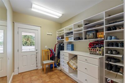 5601 W Mercer Way , Mercer Island, WA 98040 - Photo 18
