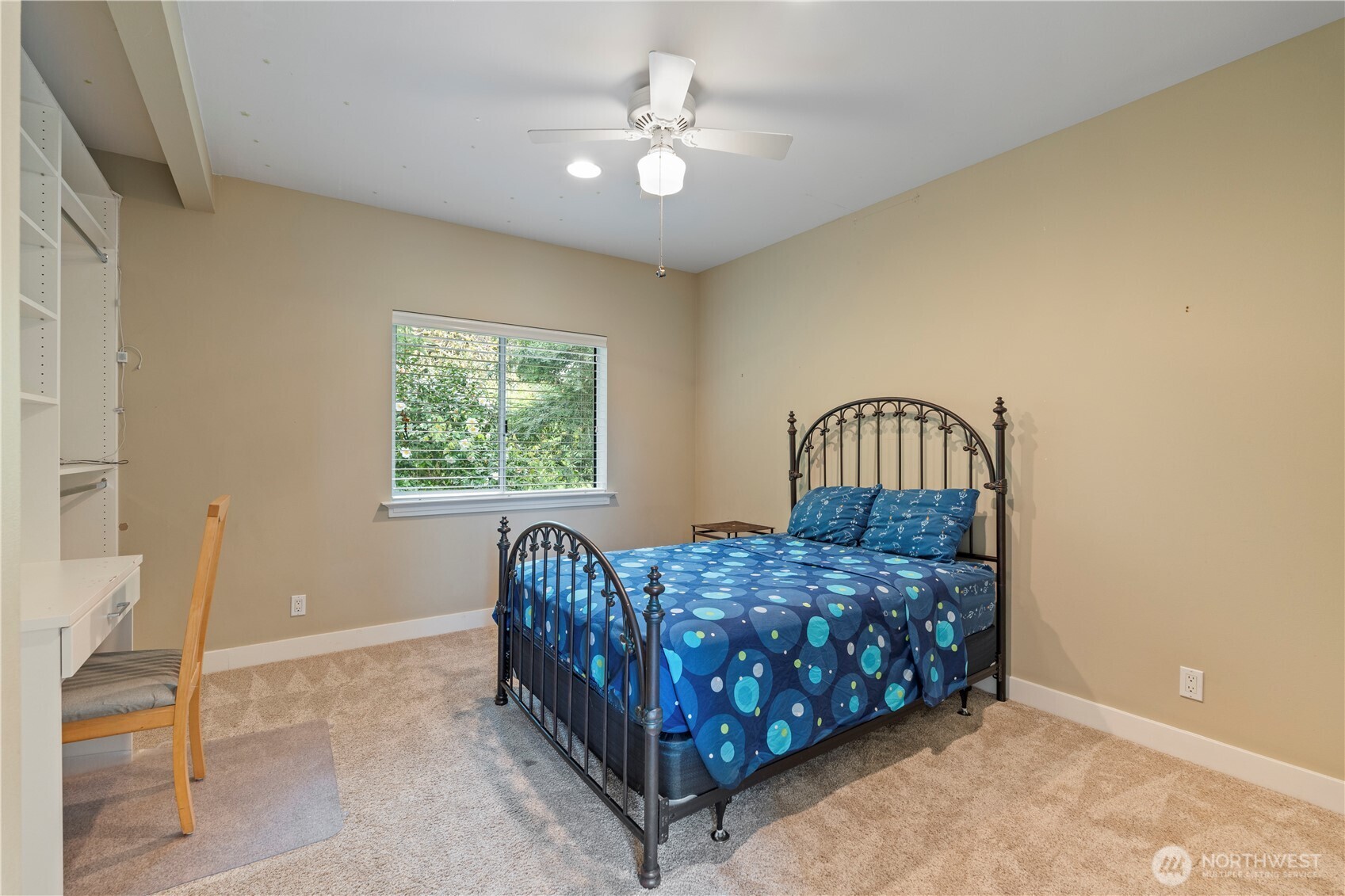 5601 W Mercer Way , Mercer Island, WA 98040