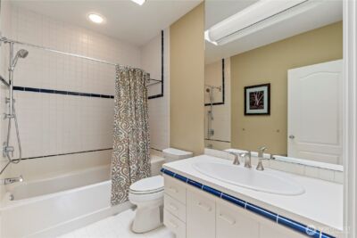 5601 W Mercer Way , Mercer Island, WA 98040 - Photo 26