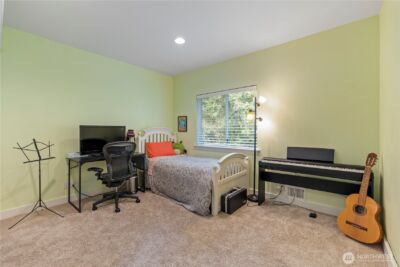 5601 W Mercer Way , Mercer Island, WA 98040 - Photo 27