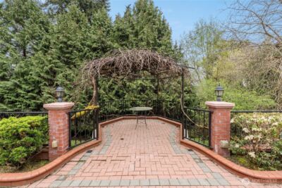 5601 W Mercer Way , Mercer Island, WA 98040 - Photo 35
