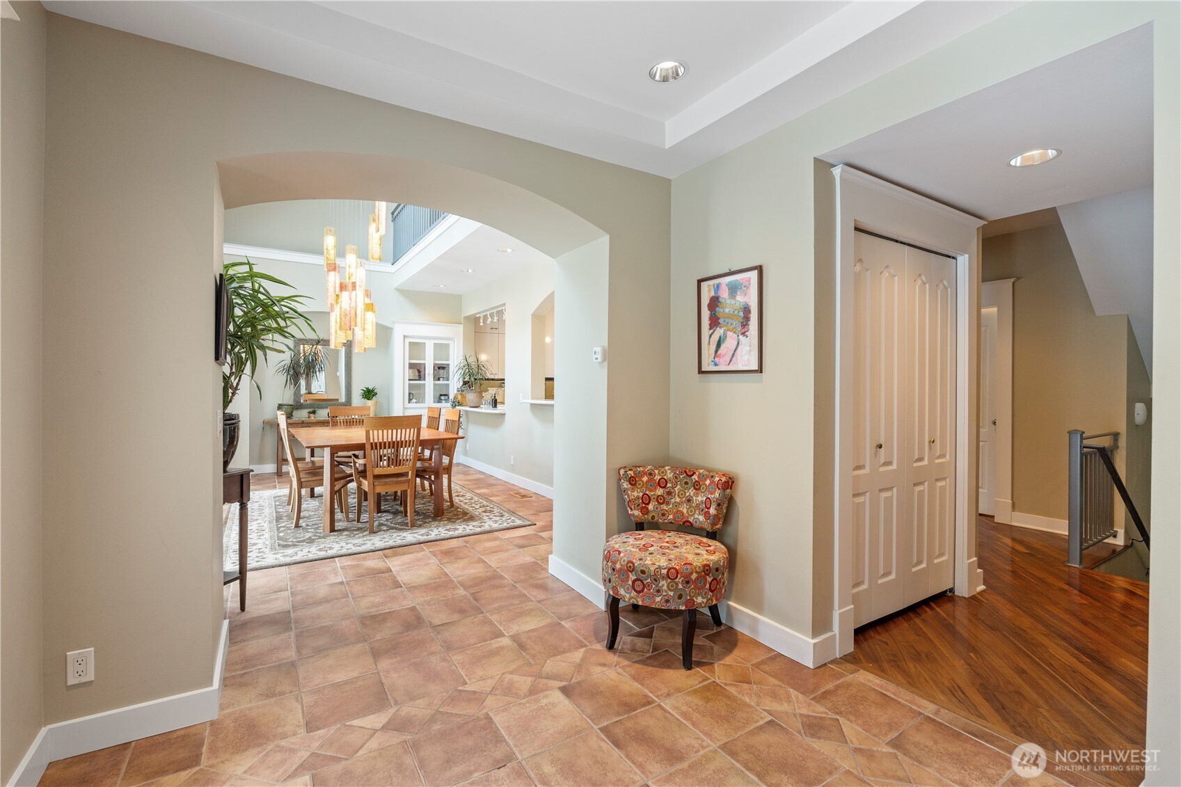5601 W Mercer Way , Mercer Island, WA 98040