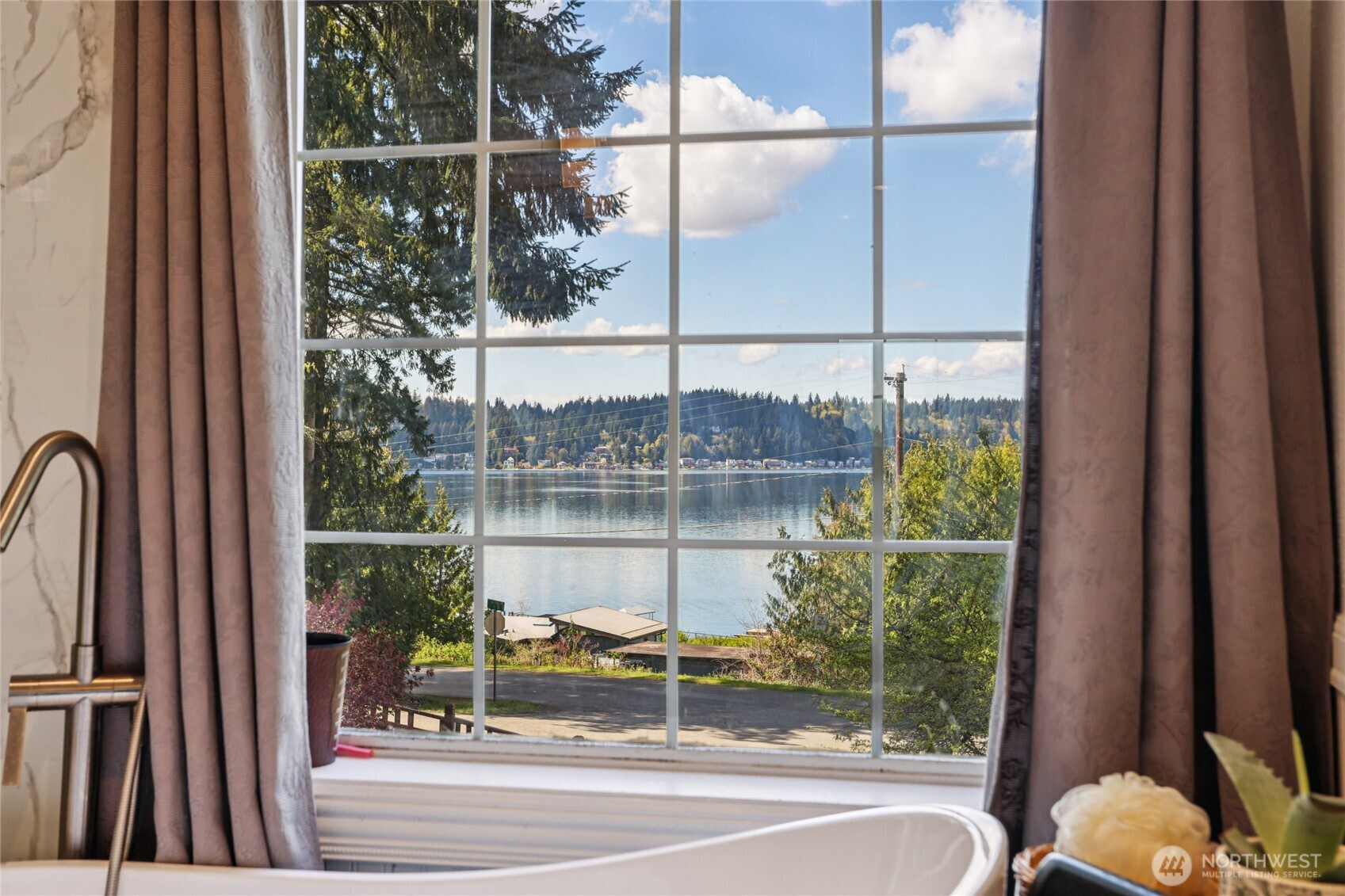 19301 SE 16th Street , Sammamish, WA 98075
