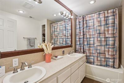 19301 SE 16th Street , Sammamish, WA 98075 - Photo 25