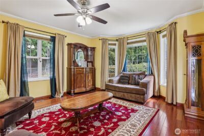 19301 SE 16th Street , Sammamish, WA 98075 - Photo 3