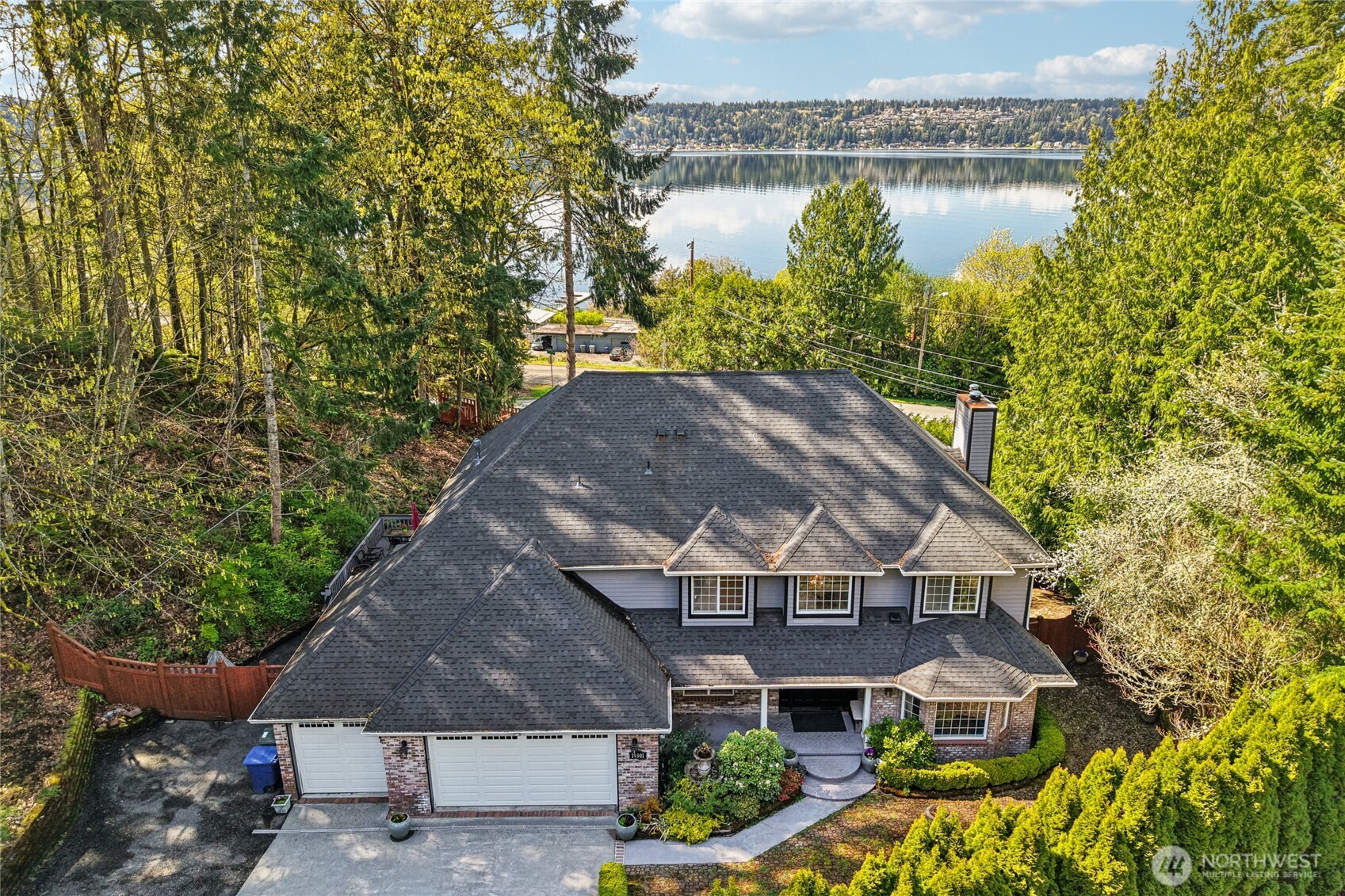 19301 SE 16th Street , Sammamish, WA 98075
