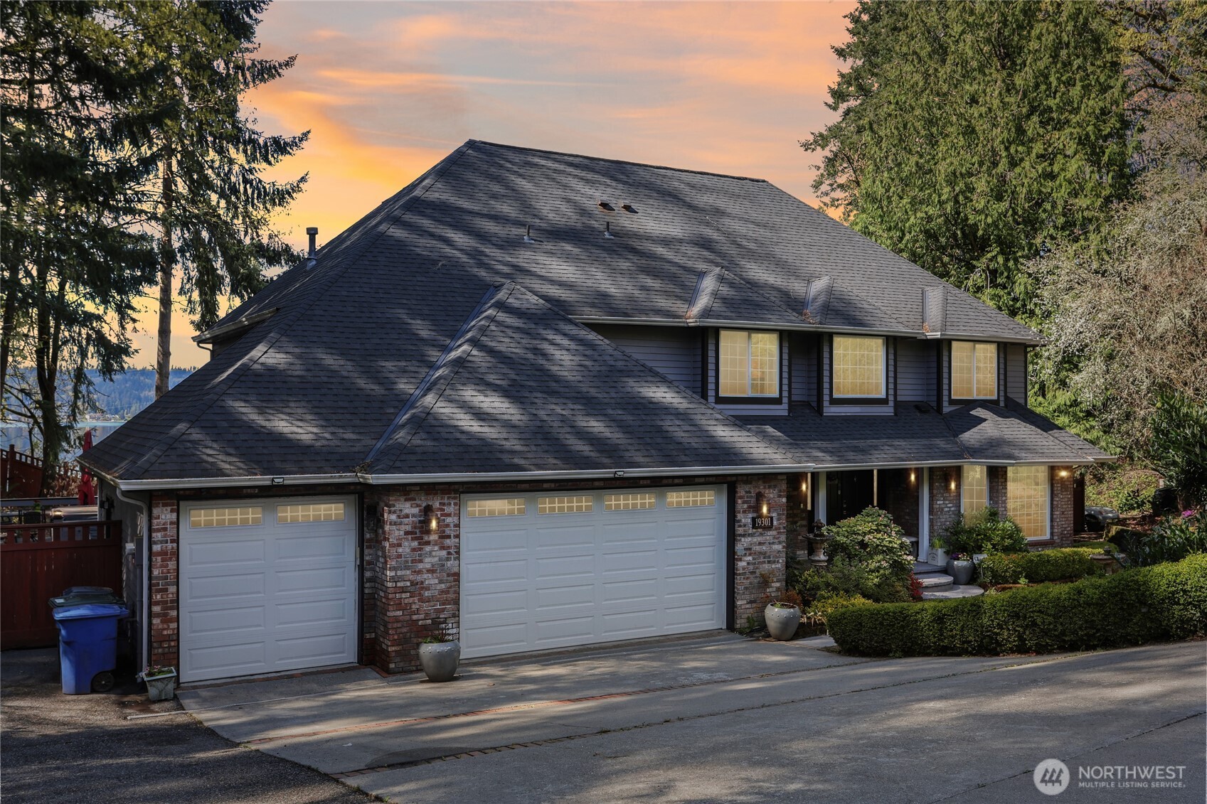 19301 SE 16th Street , Sammamish, WA 98075