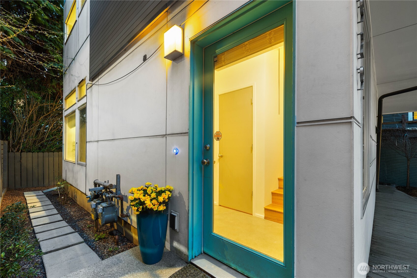 929 14th Avenue , Seattle, WA 98122