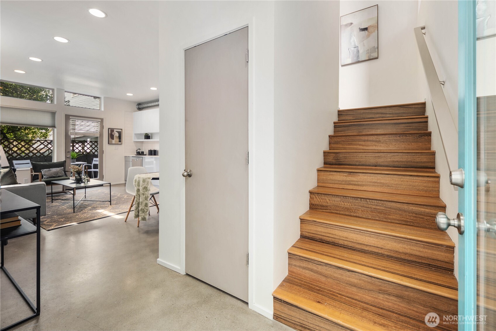929 14th Avenue , Seattle, WA 98122