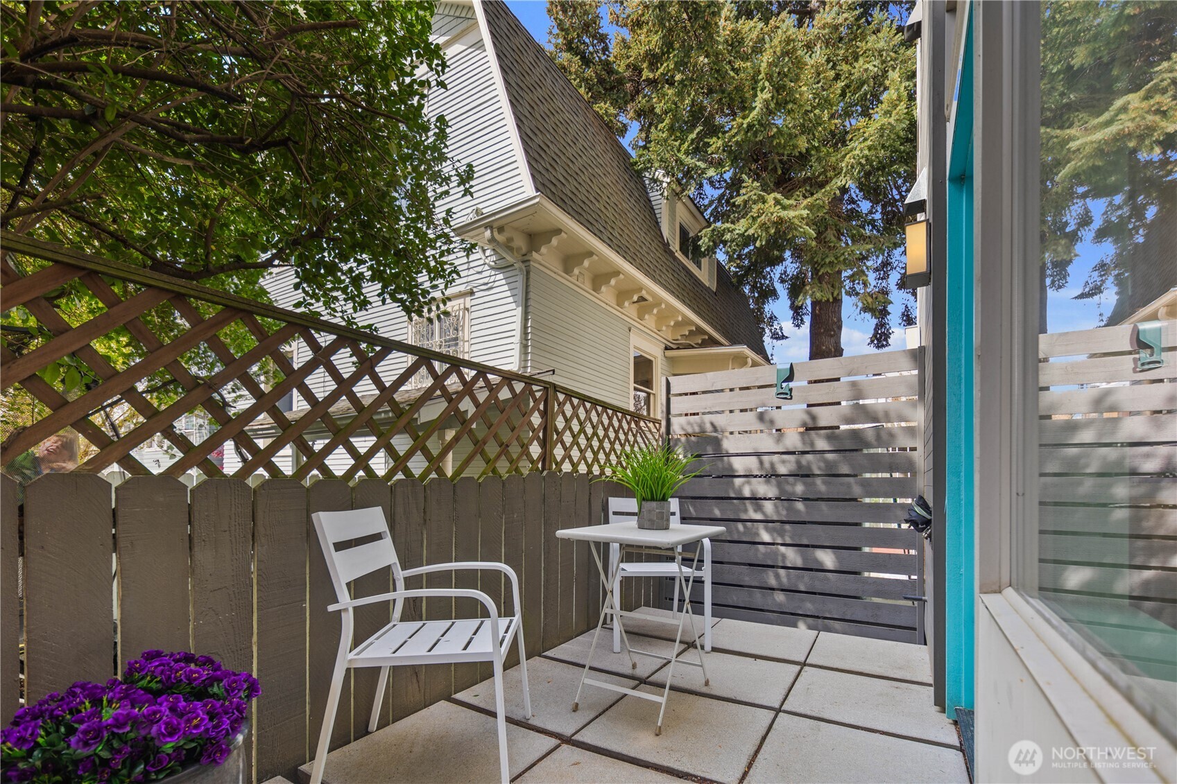 929 14th Avenue , Seattle, WA 98122