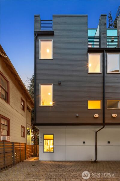 929 14th Avenue , Seattle, WA 98122 - Photo 37