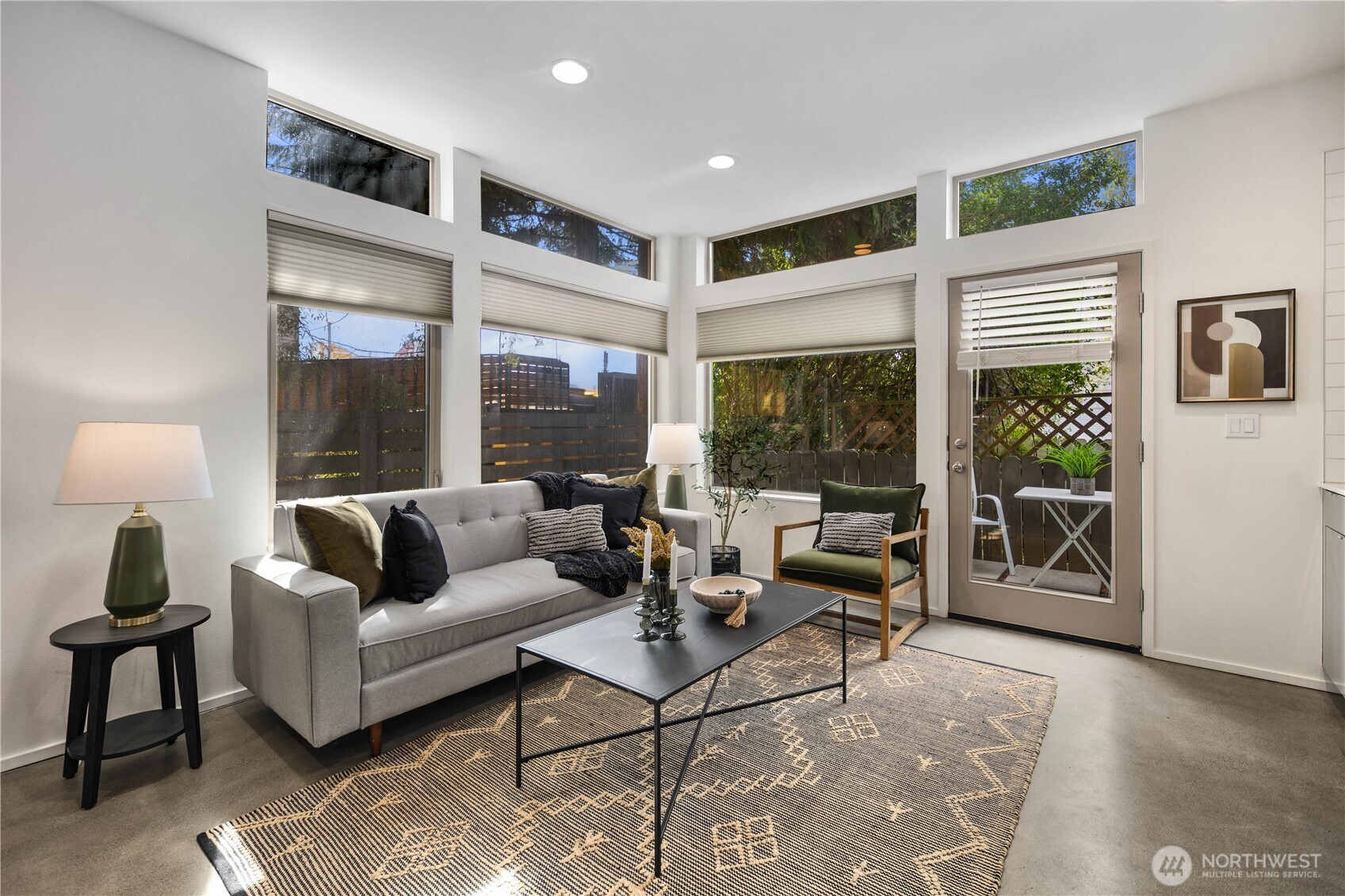 929 14th Avenue , Seattle, WA 98122