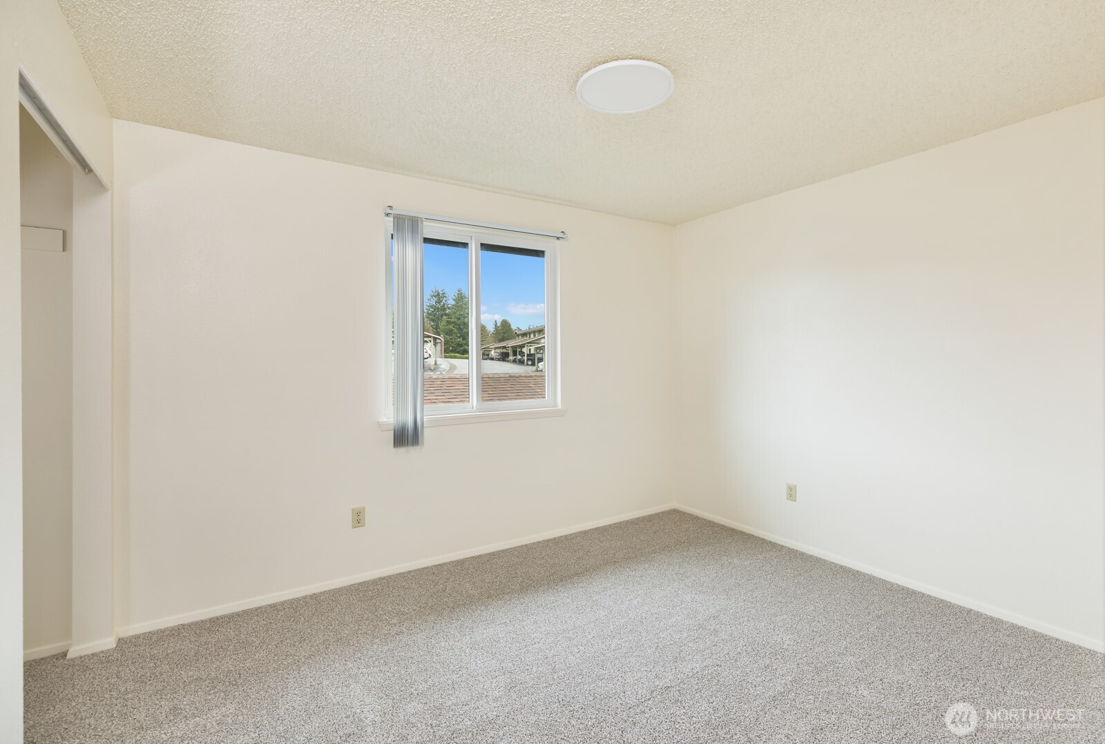 3370 Narrows View Lane NE #202, Bremerton, WA 98310