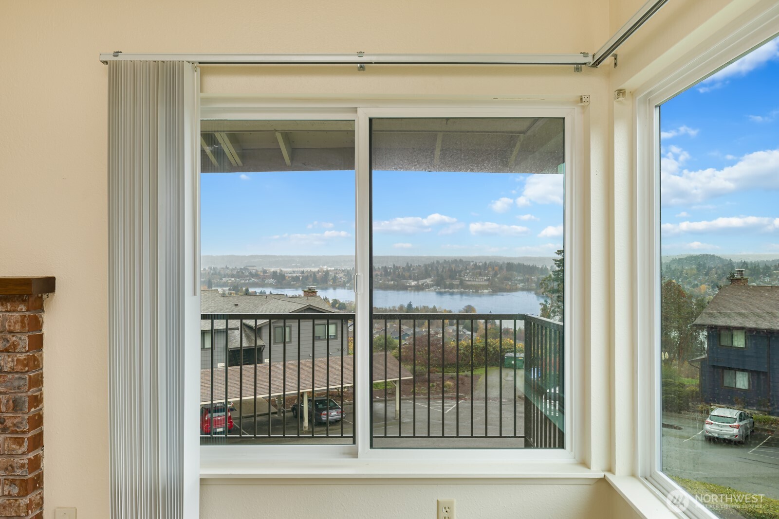 3370 Narrows View Lane NE #202, Bremerton, WA 98310