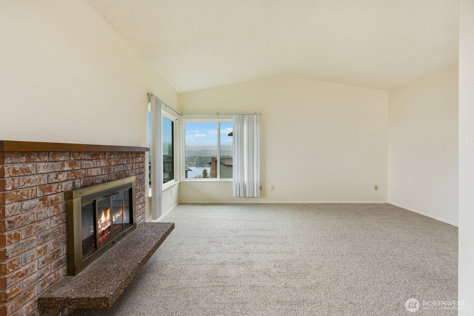 3370 Narrows View Lane NE #202, Bremerton, WA 98310
