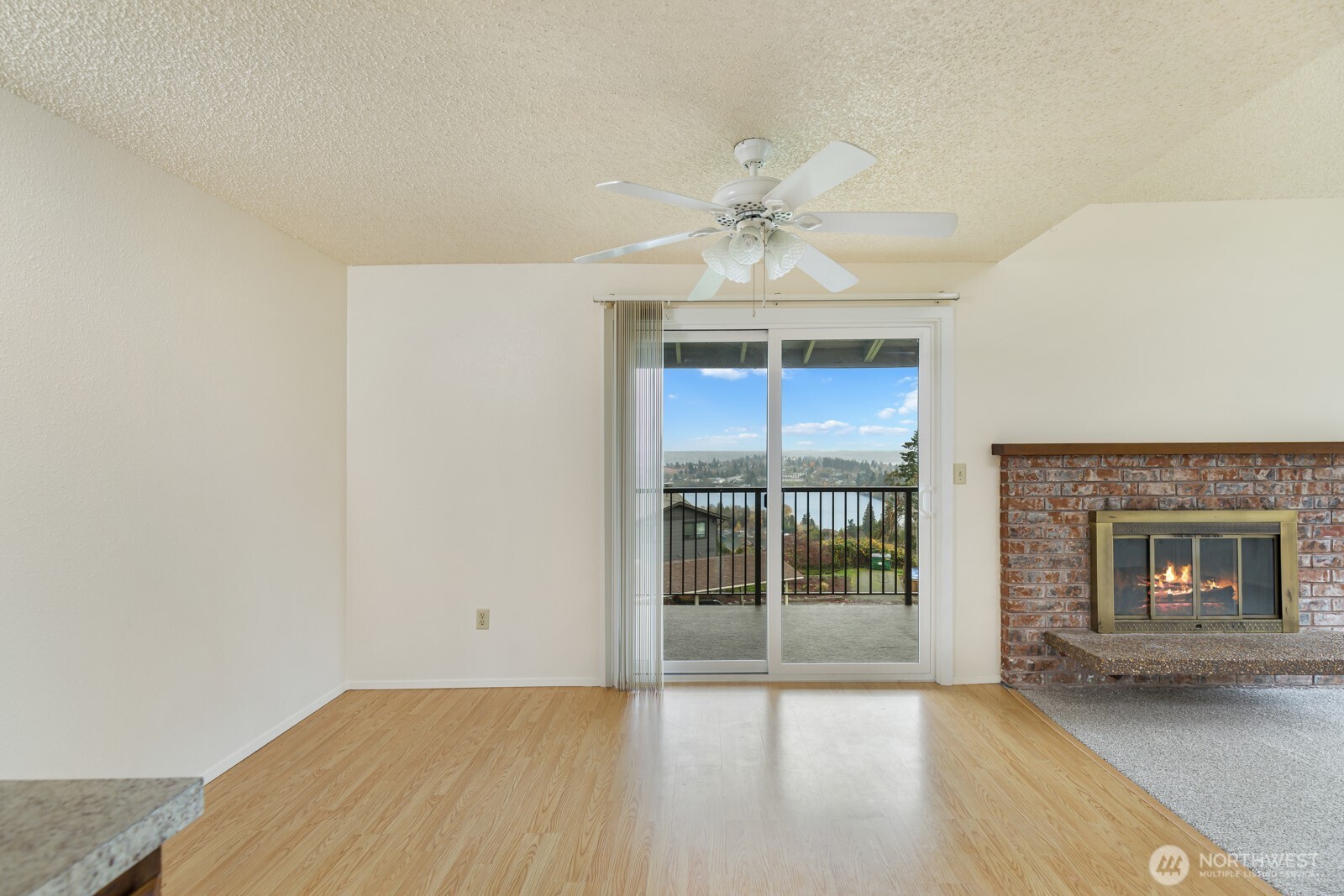 3370 Narrows View Lane NE #202, Bremerton, WA 98310