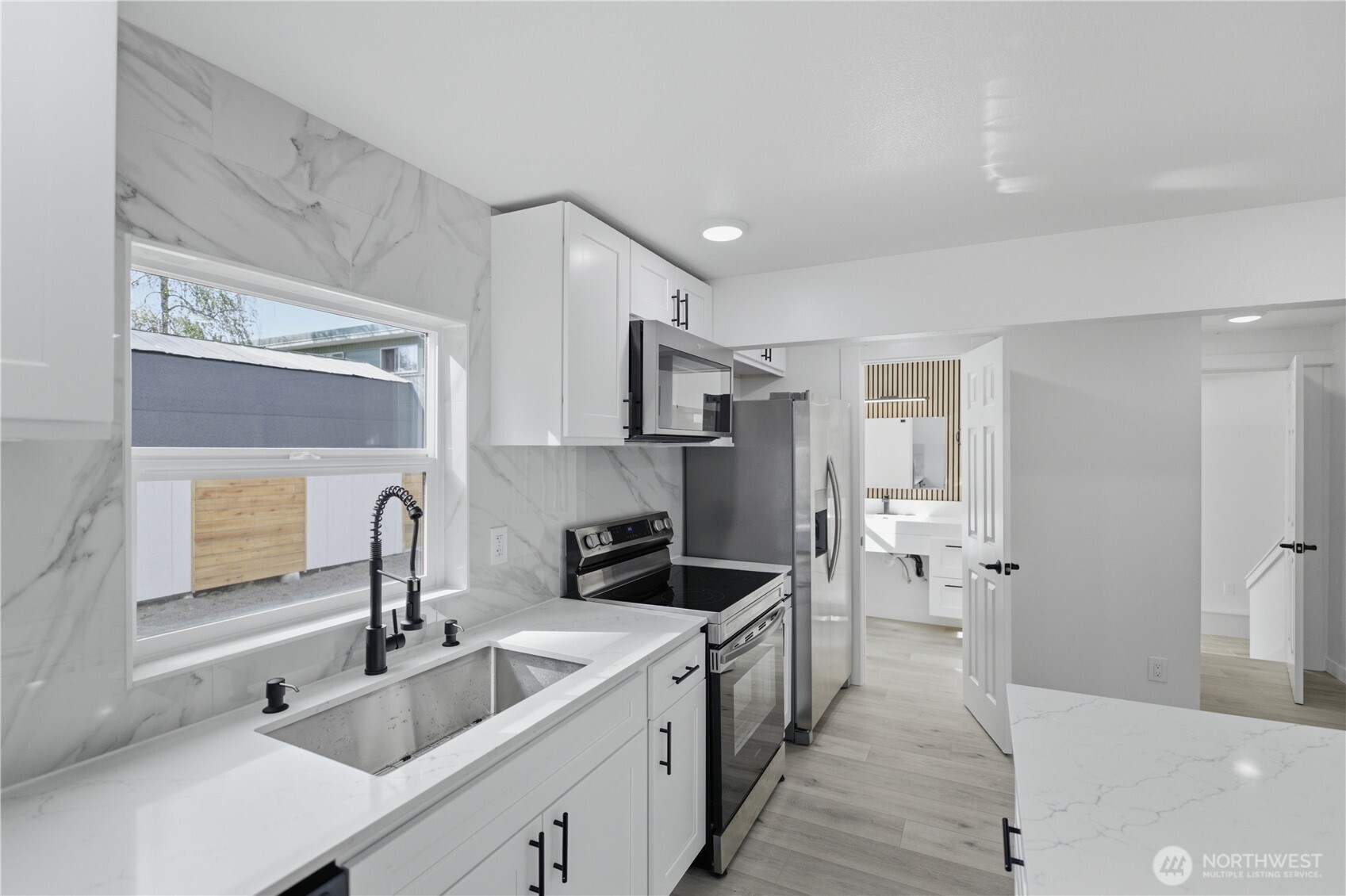 6830 S Bell Street , Tacoma, WA 98408