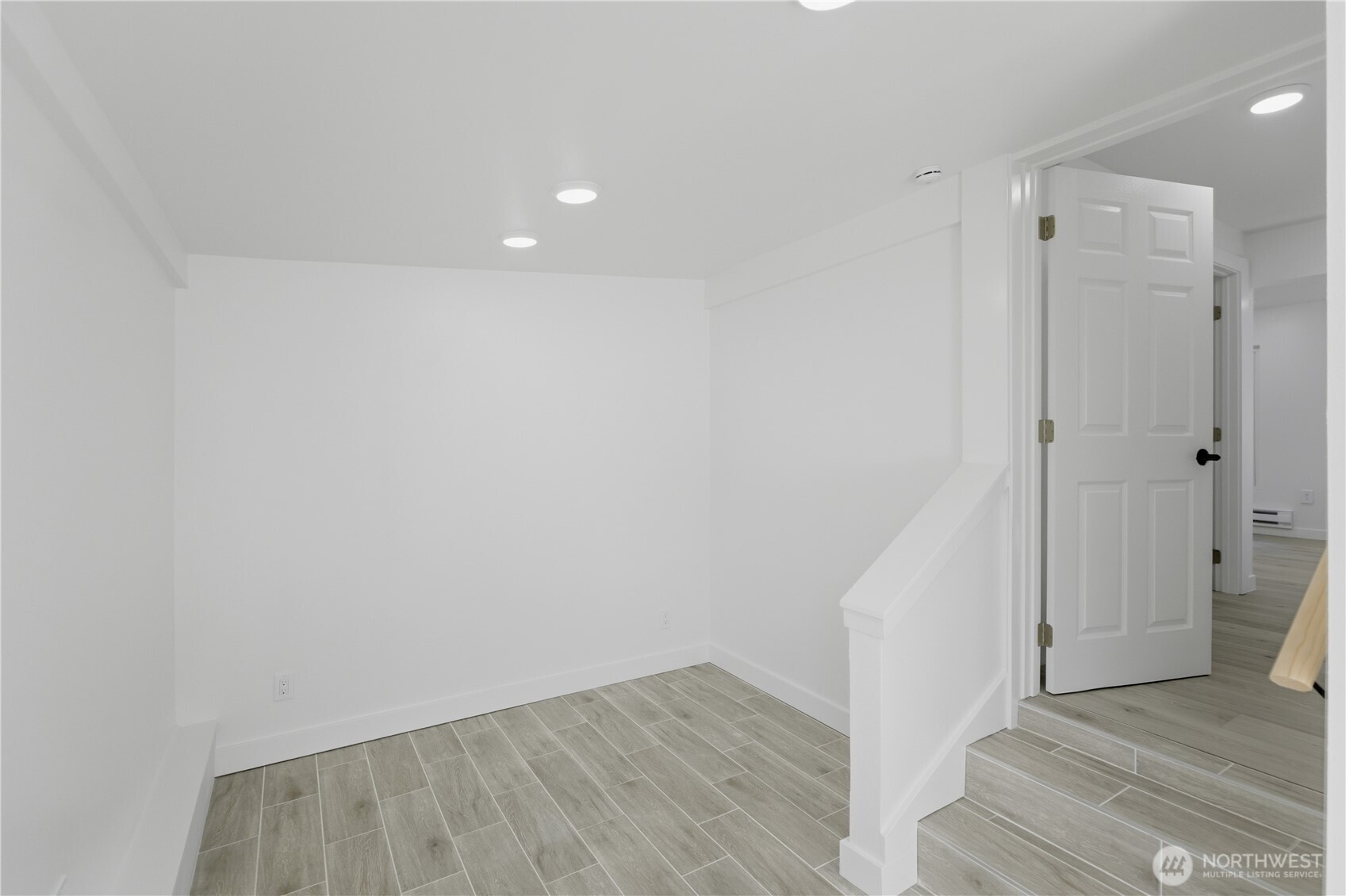 6830 S Bell Street , Tacoma, WA 98408