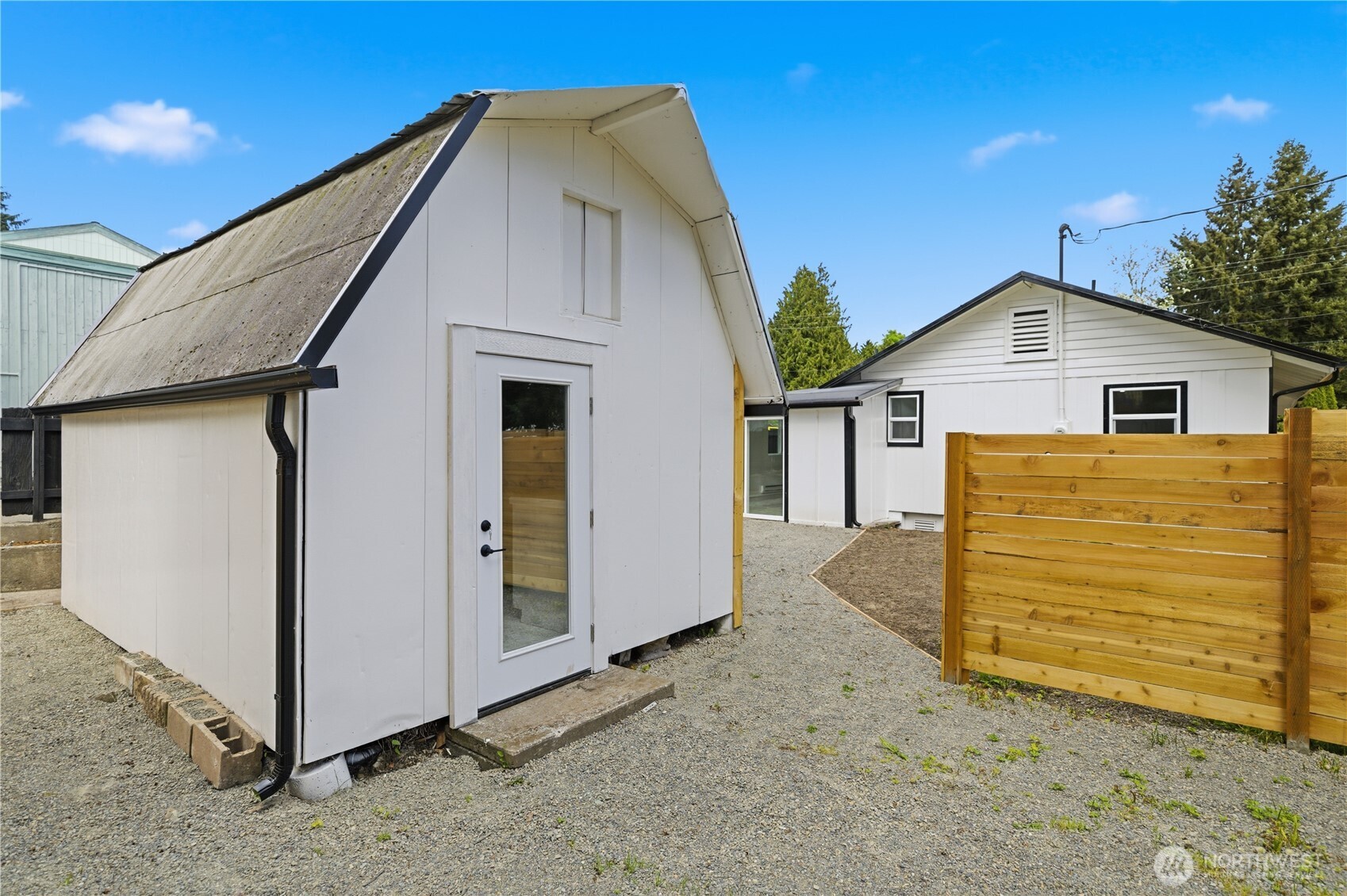 6830 S Bell Street , Tacoma, WA 98408