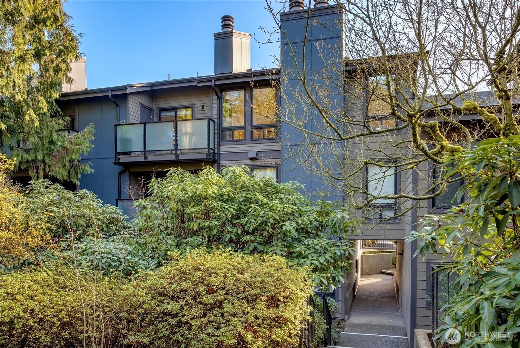 1809 N 107th Street #301, Seattle, WA 98133