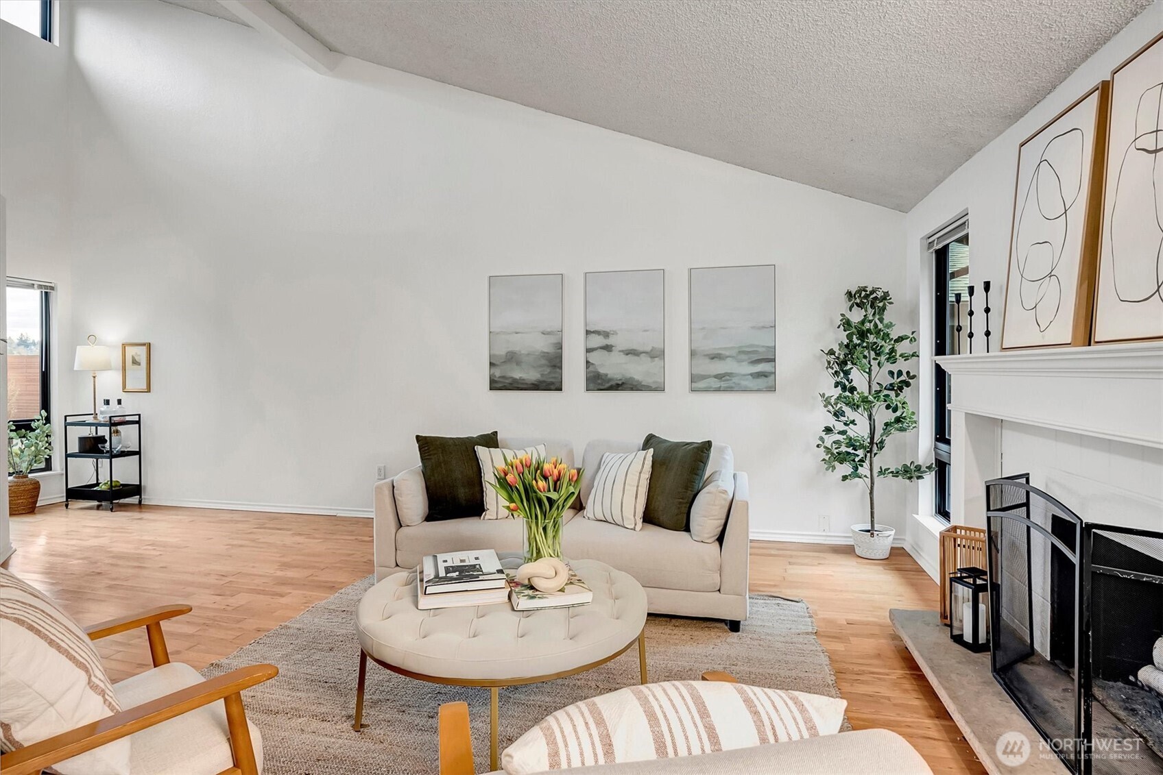 1809 N 107th Street #301, Seattle, WA 98133
