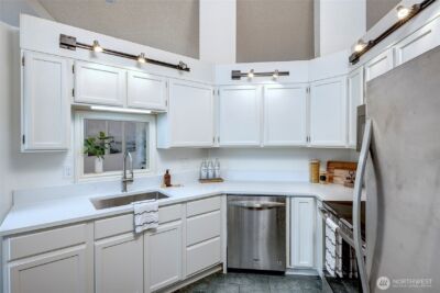 1809 N 107th Street #301, Seattle, WA 98133 - Photo 8
