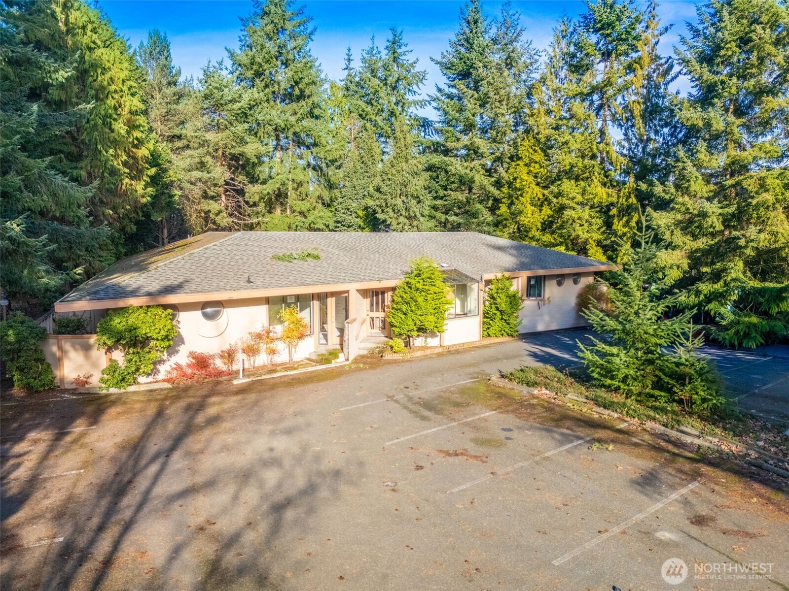 15700 NE Bel-Red Road , Bellevue, WA 98008