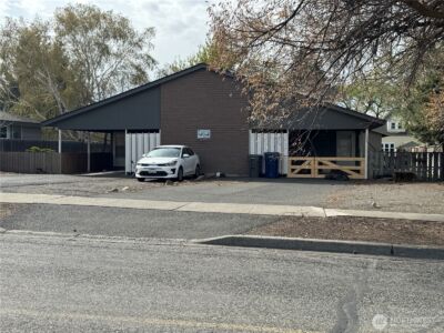 1104 E 14th Avenue , Ellensburg, WA 98926