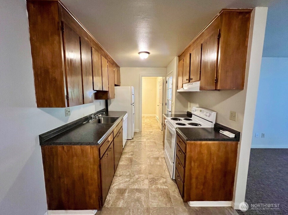1104 E 14th Avenue , Ellensburg, WA 98926