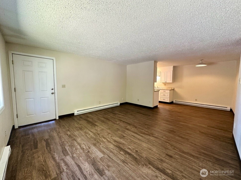 1104 E 14th Avenue , Ellensburg, WA 98926