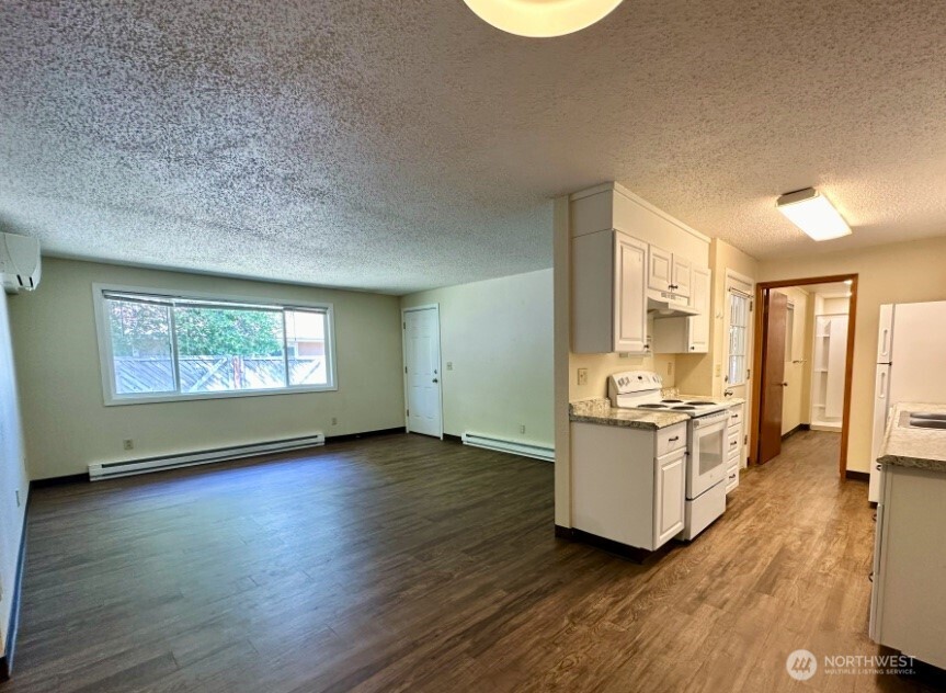 1104 E 14th Avenue , Ellensburg, WA 98926
