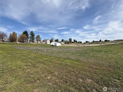 400 E Pine Street , Waterville, WA 98858 - Photo 2