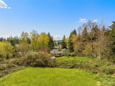 8057 118th Avenue SE, Newcastle, WA 98056 - Photo 3