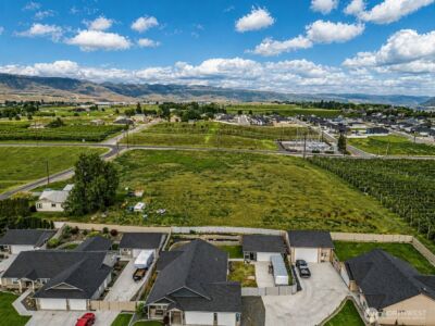2440 6th Street SE, East Wenatchee, WA 98802 - Photo 5