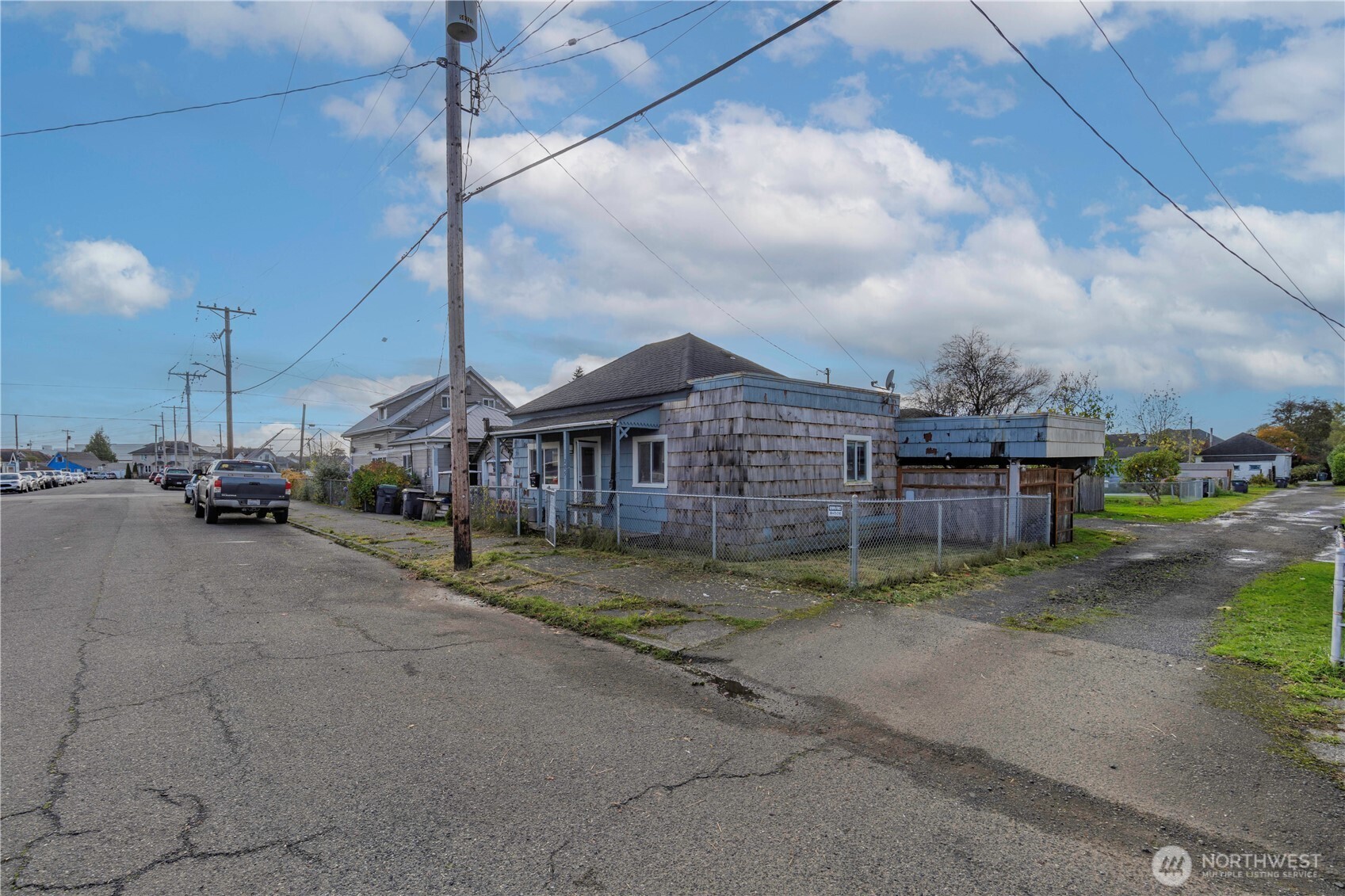 205 Jefferson Street , Hoquiam, WA 98550